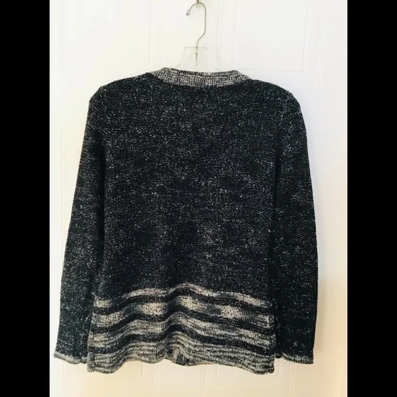 Cardigan - Picture 2 of 6